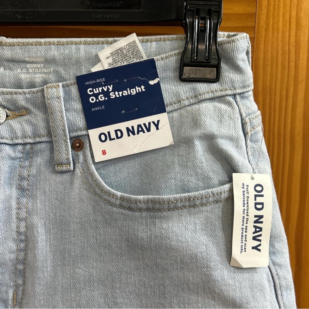 NWT Old Navy Light Blue Jeans OG curvy - Picture 2 of 4